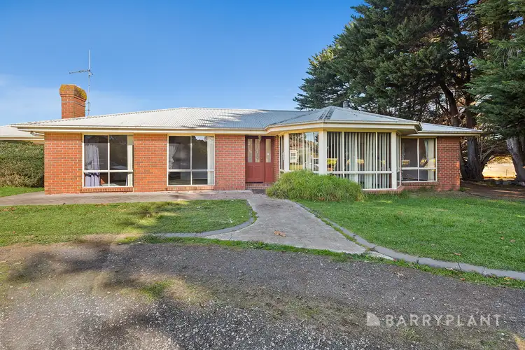 32 Mount Ararat South Road, Nar Nar Goon VIC 3812