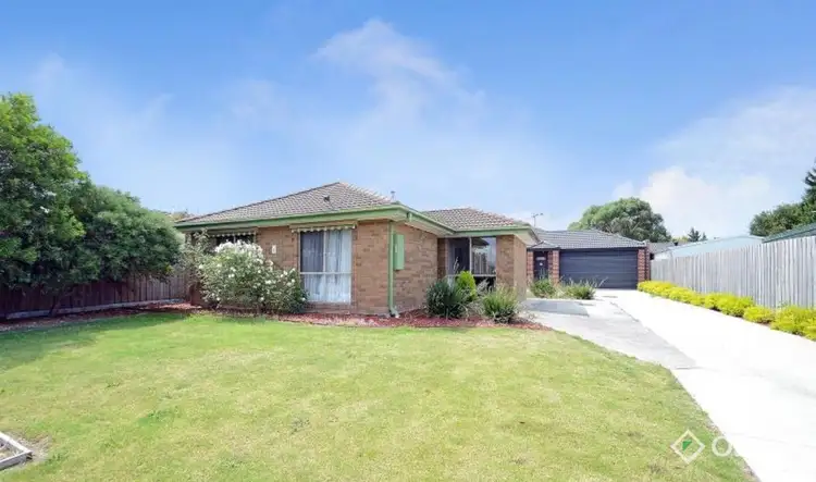 1/6 Cameron Way, Pakenham VIC 3810