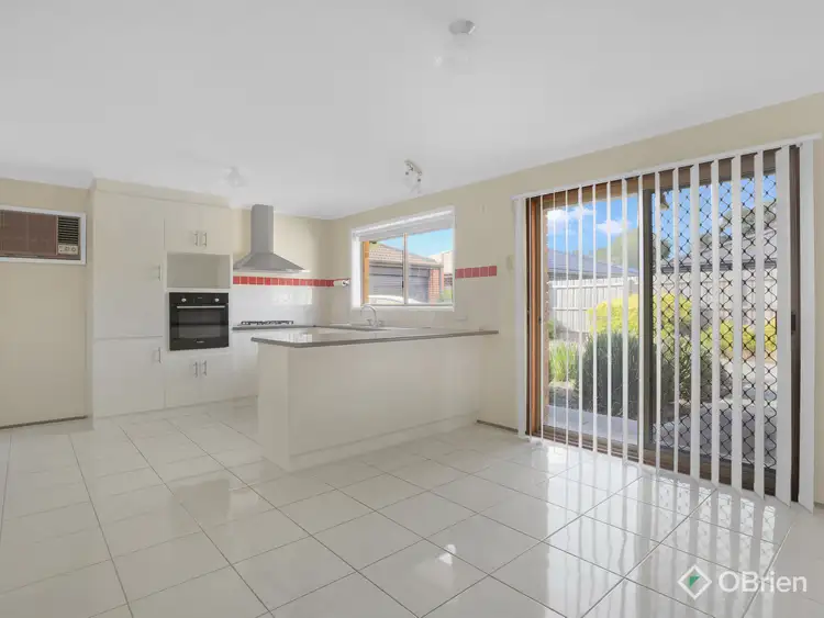 Fourth view of Homely unit listing, 1/6 Cameron Way, Pakenham VIC 3810