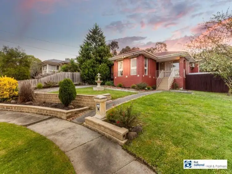 13 Moore Road, Hallam VIC 3803