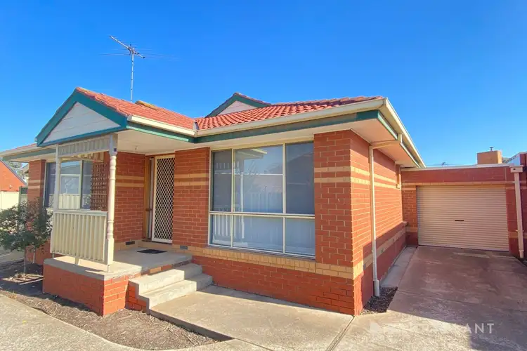 2/5 Bedford Court, Hoppers Crossing VIC 3029