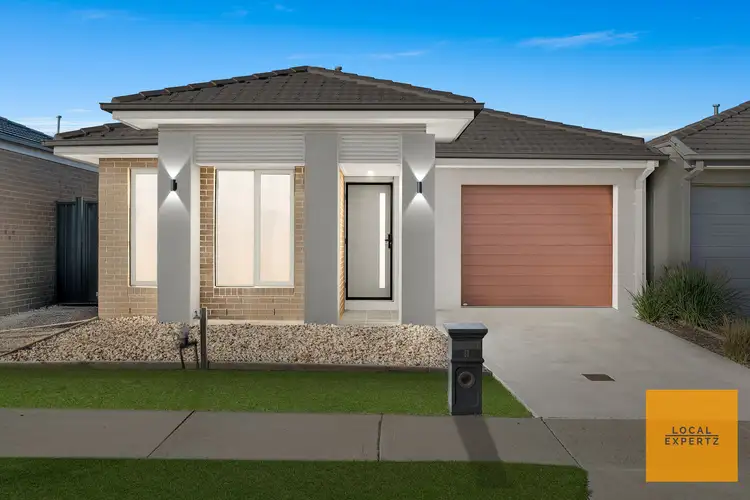 8 Makiti Crescent, Harkness VIC 3337