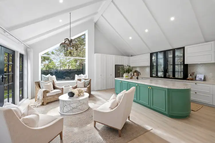 35 Sarah Crescent, Baulkham Hills NSW 2153