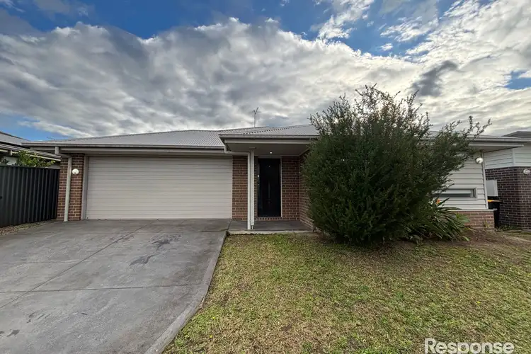 33 Darug Avenue, Glenmore Park NSW 2745