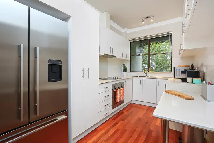 Fourth view of Homely apartment listing, 2/194 Victoria Street, Potts Point NSW 2011