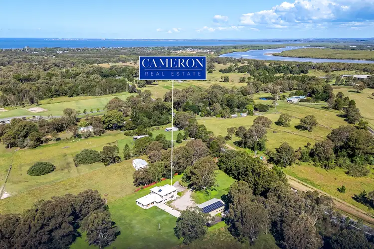 632 Beachmere Road, Beachmere QLD 4510