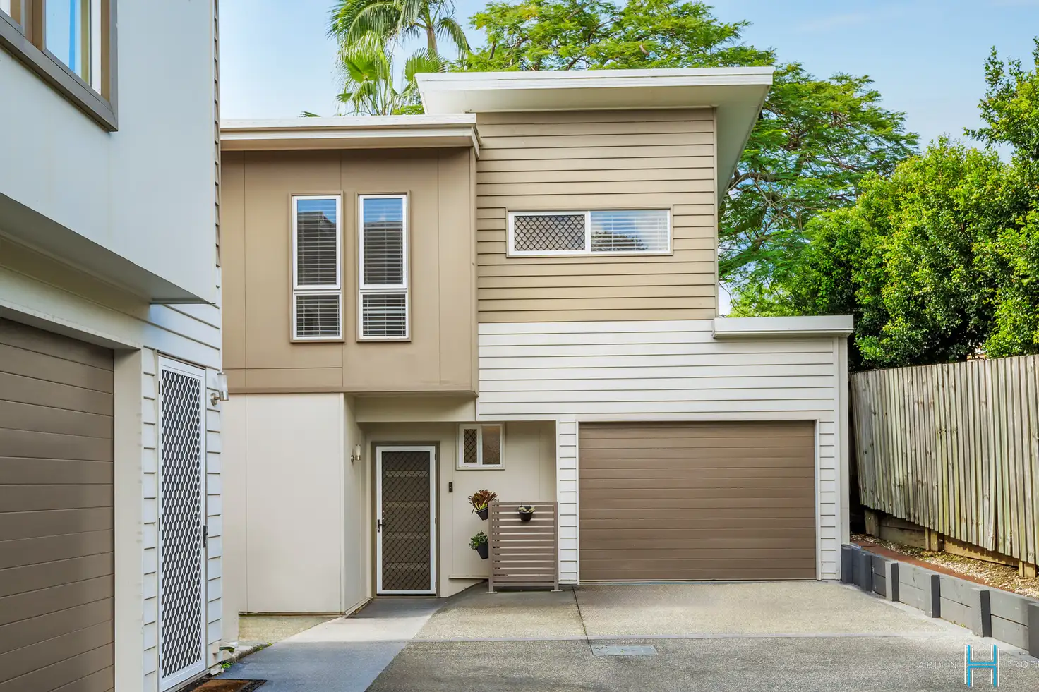 Main view of Homely townhouse listing, 4/9 Greening Street, Mount Gravatt QLD 4122