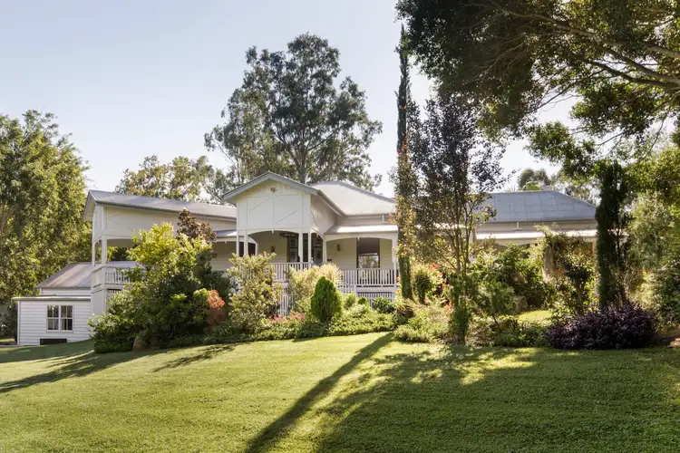 137 Lather Road, Bellbowrie QLD 4070