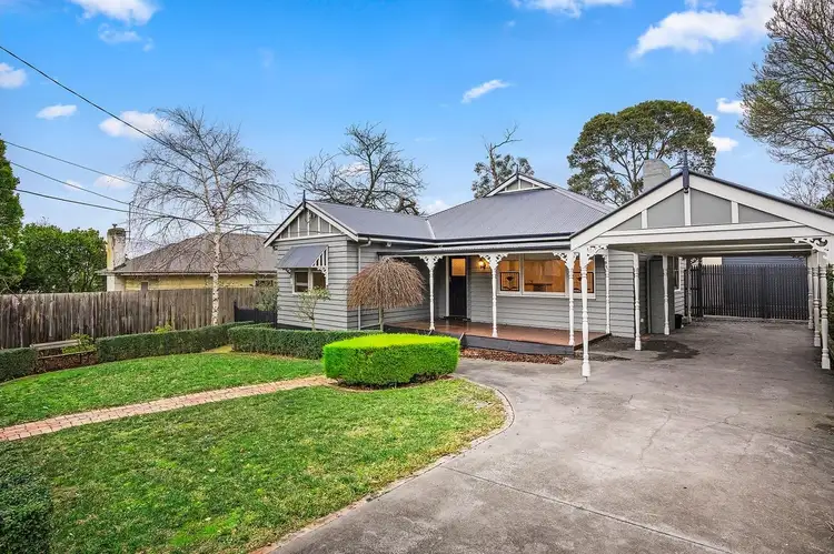10 Neville Street, Ringwood VIC 3134