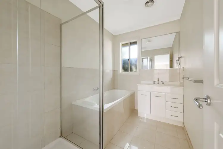 Fifth view of Homely unit listing, 24A Leawarra Parade, Frankston VIC 3199