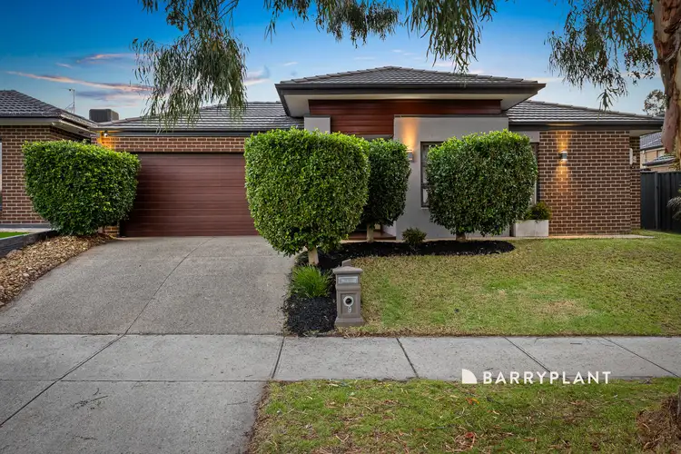 9 Illawarra Way, Pakenham VIC 3810