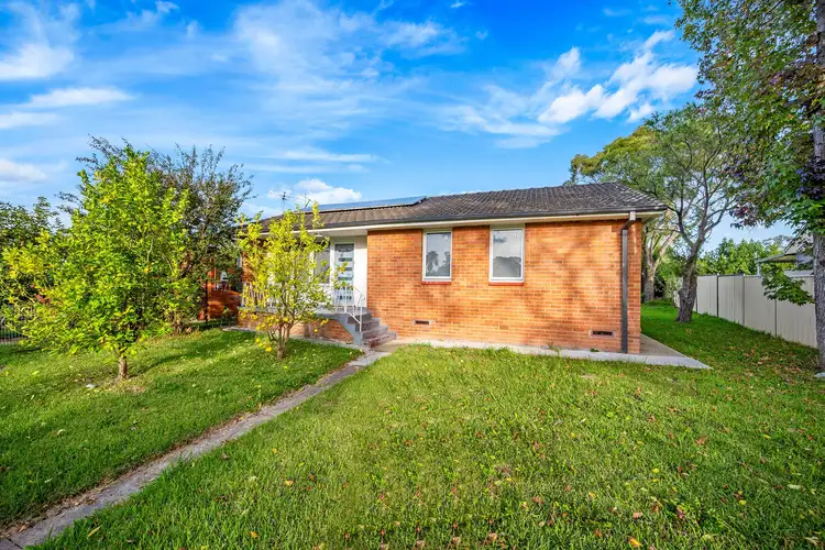 34 Mariana Crescent, Lethbridge Park NSW 2770