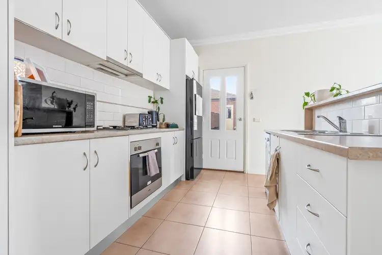 Sixth view of Homely house listing, 2 Schomberg Place, Warrnambool VIC 3280