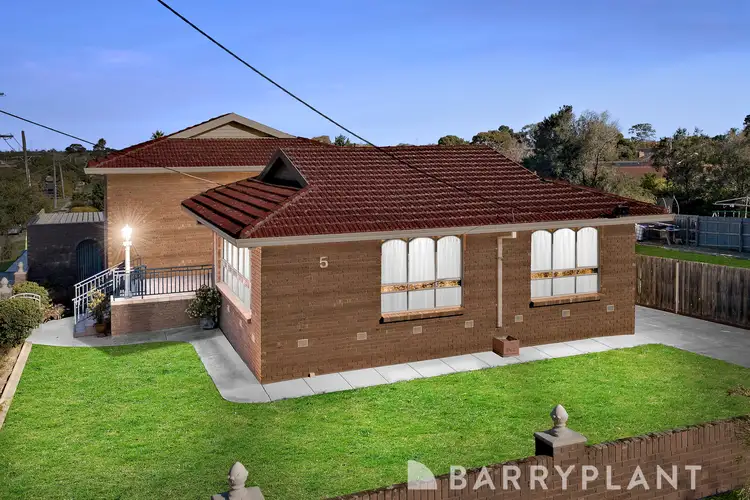 Second view of Homely house listing, 5 Biggs Street, St Albans VIC 3021