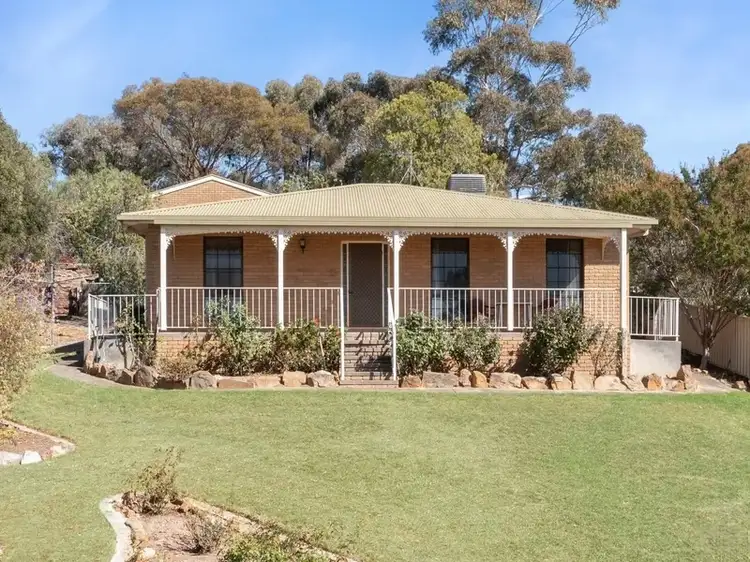 239 Eaglehawk Road, Long Gully VIC 3550