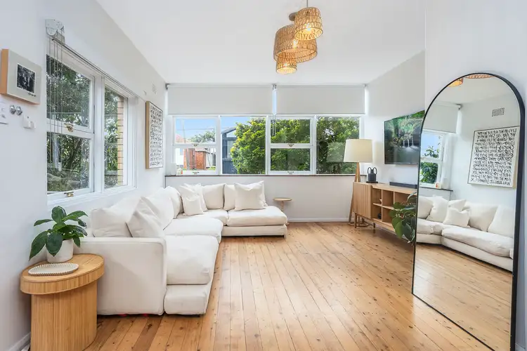 2/3 Swan Street, Woolooware NSW 2230