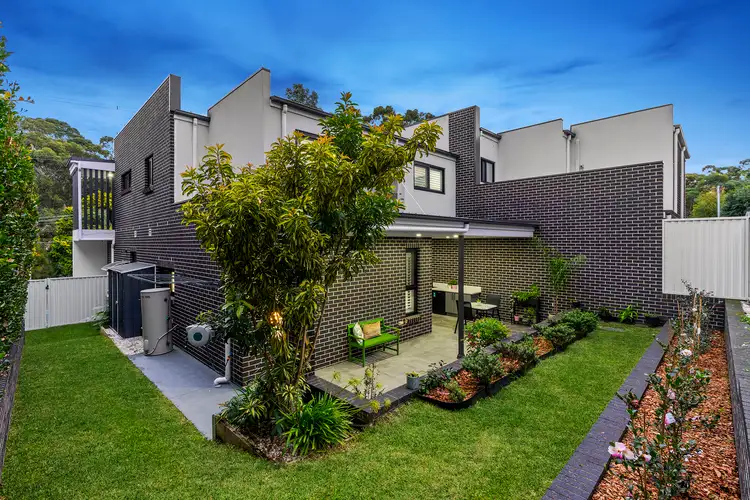 22a Cox Crescent, Dundas Valley NSW 2117
