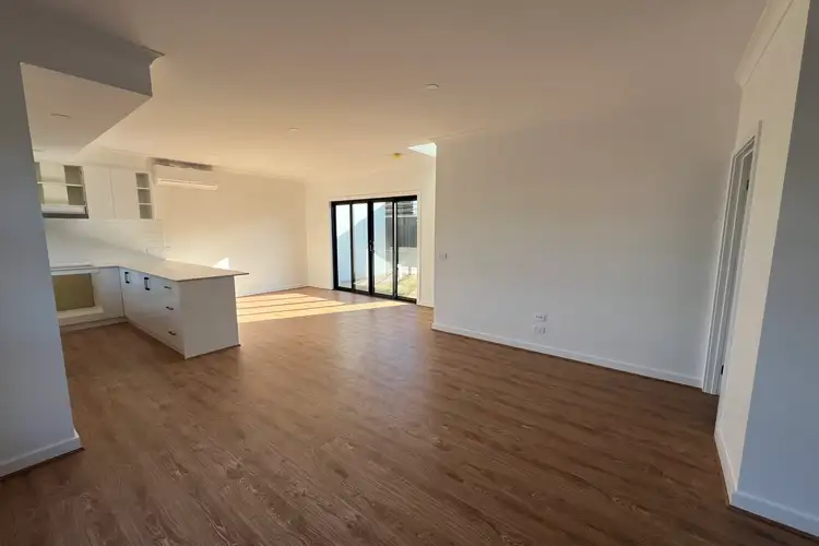 Fifth view of Homely townhouse listing, 2/73 Lester Avenue, St Albans VIC 3021