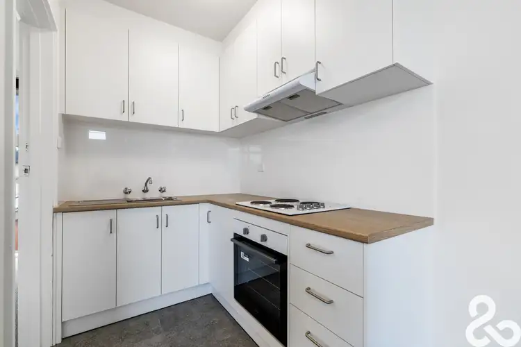 8/8 Flinders Street, Thornbury VIC 3071
