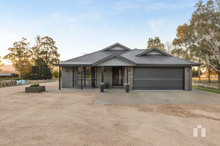 492 Boundary Road