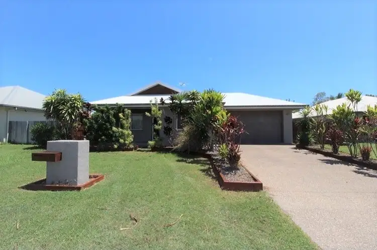 9 Mariala Court, Bushland Beach QLD 4818
