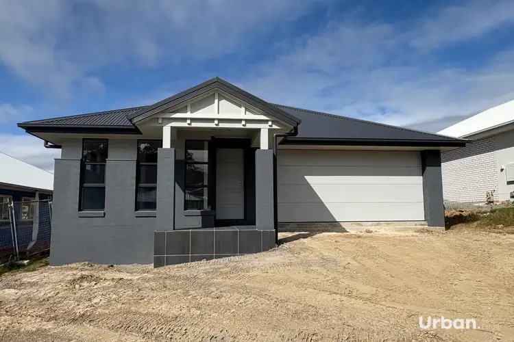 10 Kelso Street, North Rothbury NSW 2335