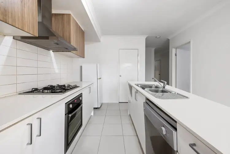 Fifth view of Homely house listing, 21 Mantello Drive, Werribee VIC 3030