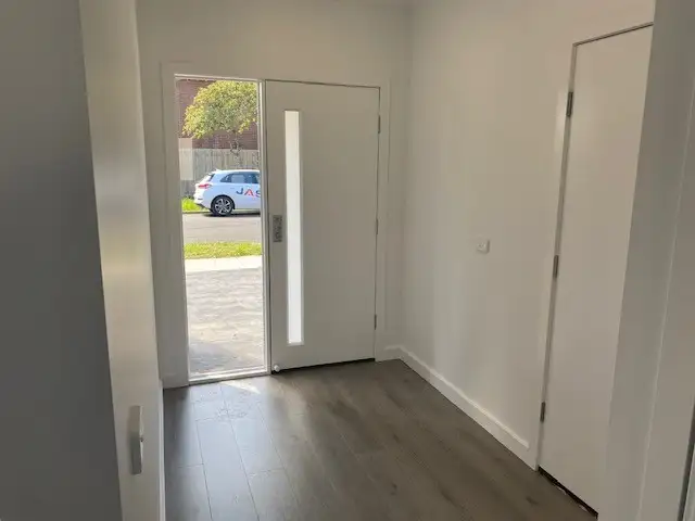 Third view of Homely townhouse listing, 1B/1 Carol Grove, Tullamarine VIC 3043