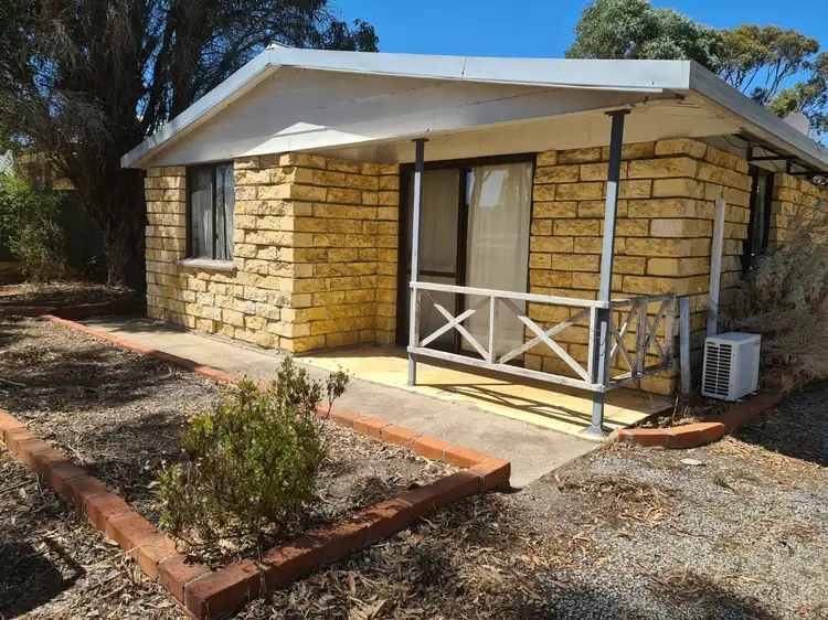 33 Keith Street, Broomehill Village WA 6318