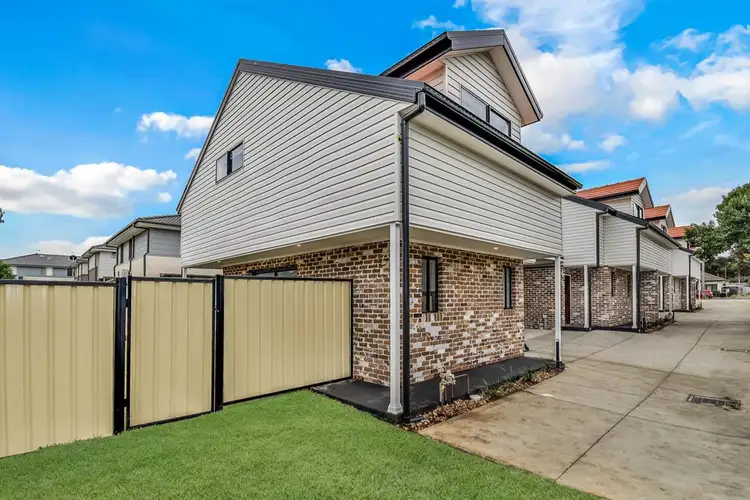 2/57 Mamre Road, St Marys NSW 2760
