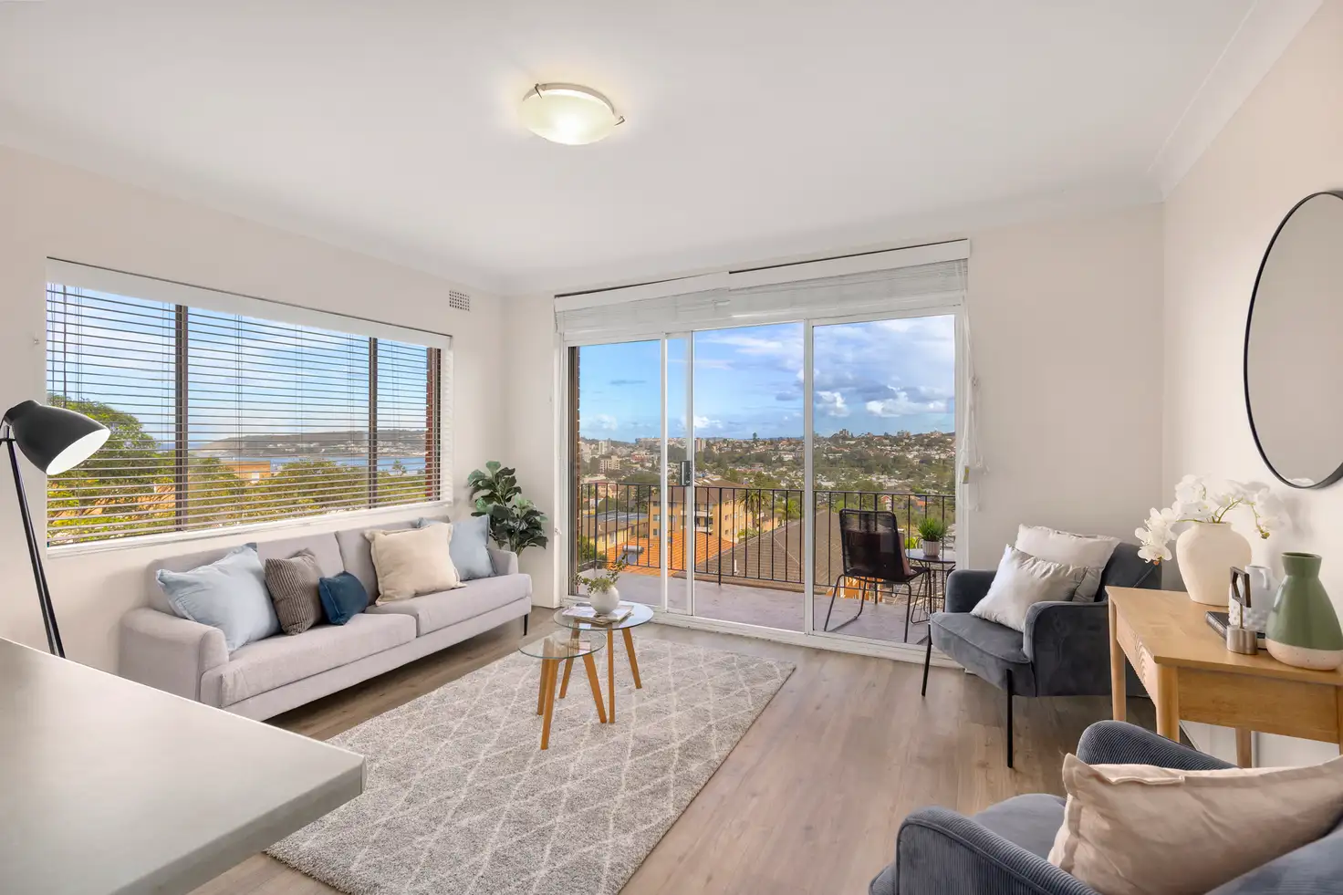 Main view of Homely unit listing, 11/68 Crown Road, Queenscliff NSW 2096