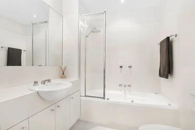 Fifth view of Homely apartment listing, 16/12 Acland Street, St Kilda VIC 3182