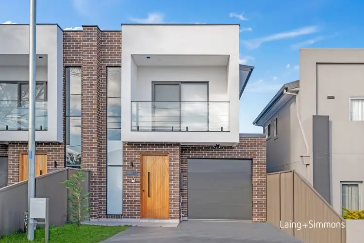 25 & 25a Queen Street, Guildford NSW 2161