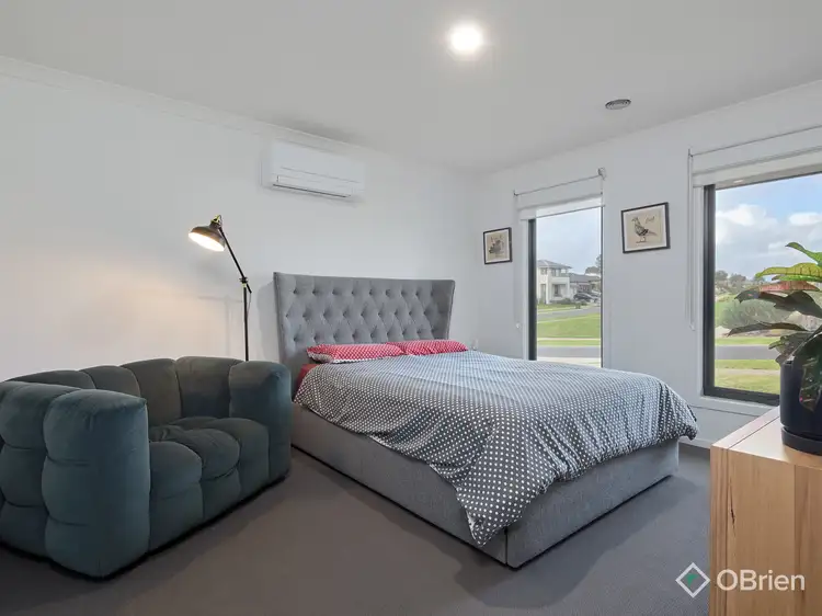 Fifth view of Homely house listing, 14 Thames Avenue, Drouin VIC 3818