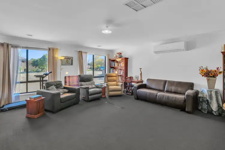 Fifth view of Homely house listing, 7 Sarah Court, Mansfield VIC 3722