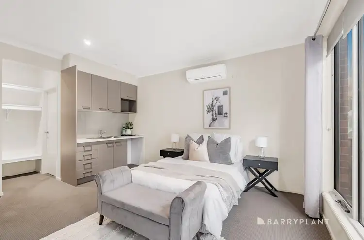 Fifth view of Homely house listing, 4 Mercury Circuit, South Morang VIC 3752