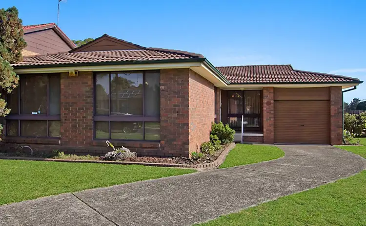 2 Fry Place, Quakers Hill NSW 2763