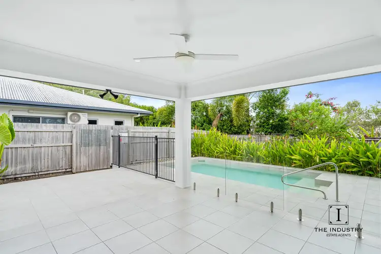 10 Flow Close, Trinity Beach QLD 4879