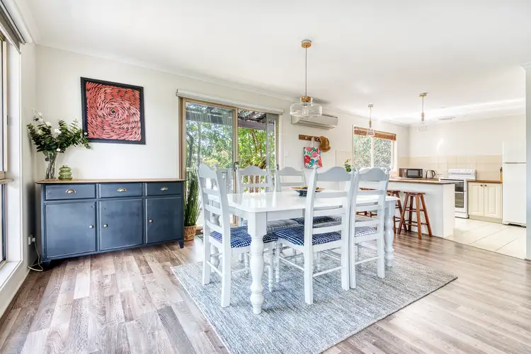 16 Woorak Avenue, Venus Bay VIC 3956