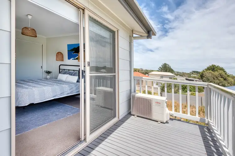 16 Woorak Avenue, Venus Bay VIC 3956