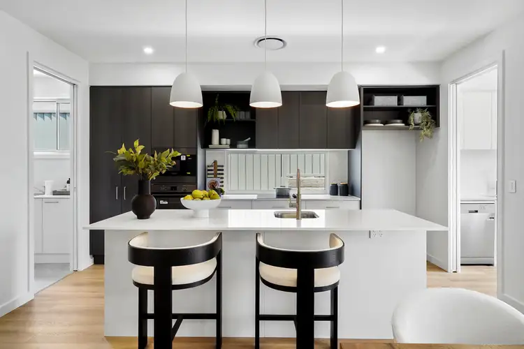 Owen/27 Wyee Road, Morisset NSW 2264