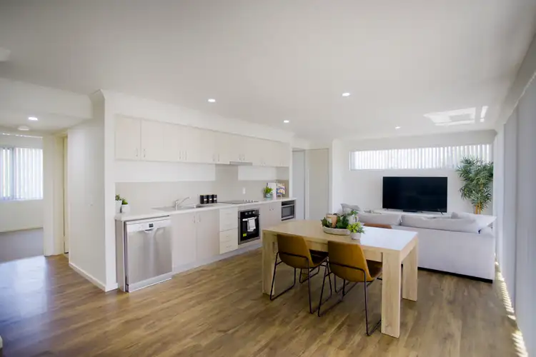 3/4 Pollard Street, Glendalough WA 6016