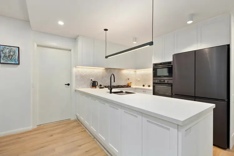Third view of Homely unit listing, 15/4-16 Kingsway, Dee Why NSW 2099