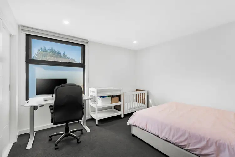 Fourth view of Homely townhouse listing, 5/283 Bell Street, Bellfield VIC 3081