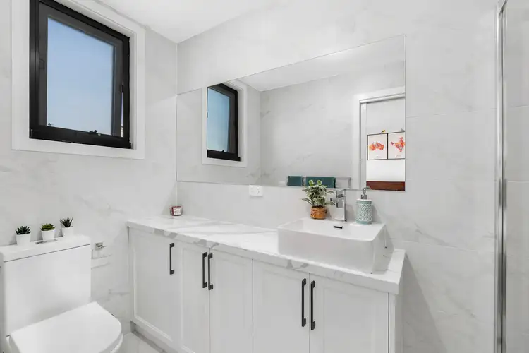 Sixth view of Homely townhouse listing, 5/283 Bell Street, Bellfield VIC 3081