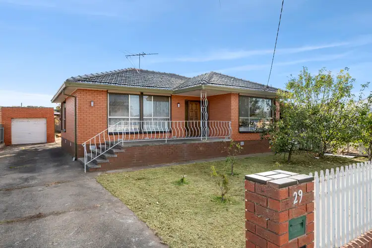 29 Willow Crescent, Bell Park VIC 3215