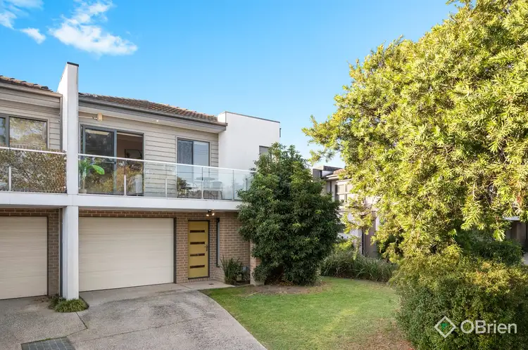 Main view of Homely townhouse listing, 2/6 Laurel Avenue, Boronia VIC 3155