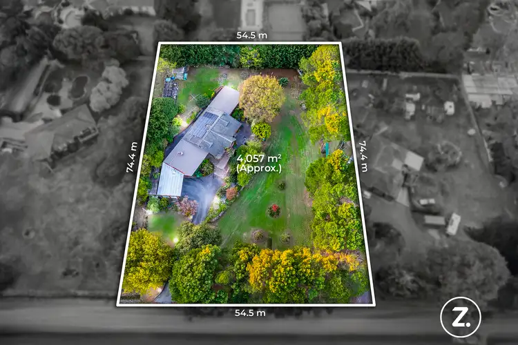 12 Oatlands Road, Narre Warren North VIC 3804