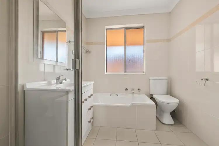 Fourth view of Homely apartment listing, 11/38 Seaview Street, Cronulla NSW 2230