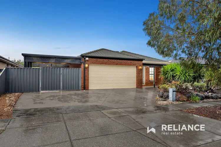 52 Pedder Street, Manor Lakes VIC 3024